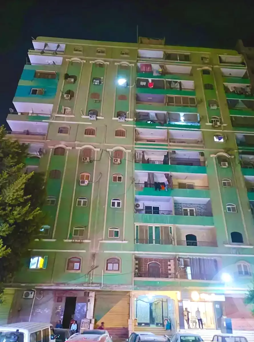 https://aqarmap.com.eg/en/listing/7325894-for-sale-cairo-helwan-kwrnysh-hlwn