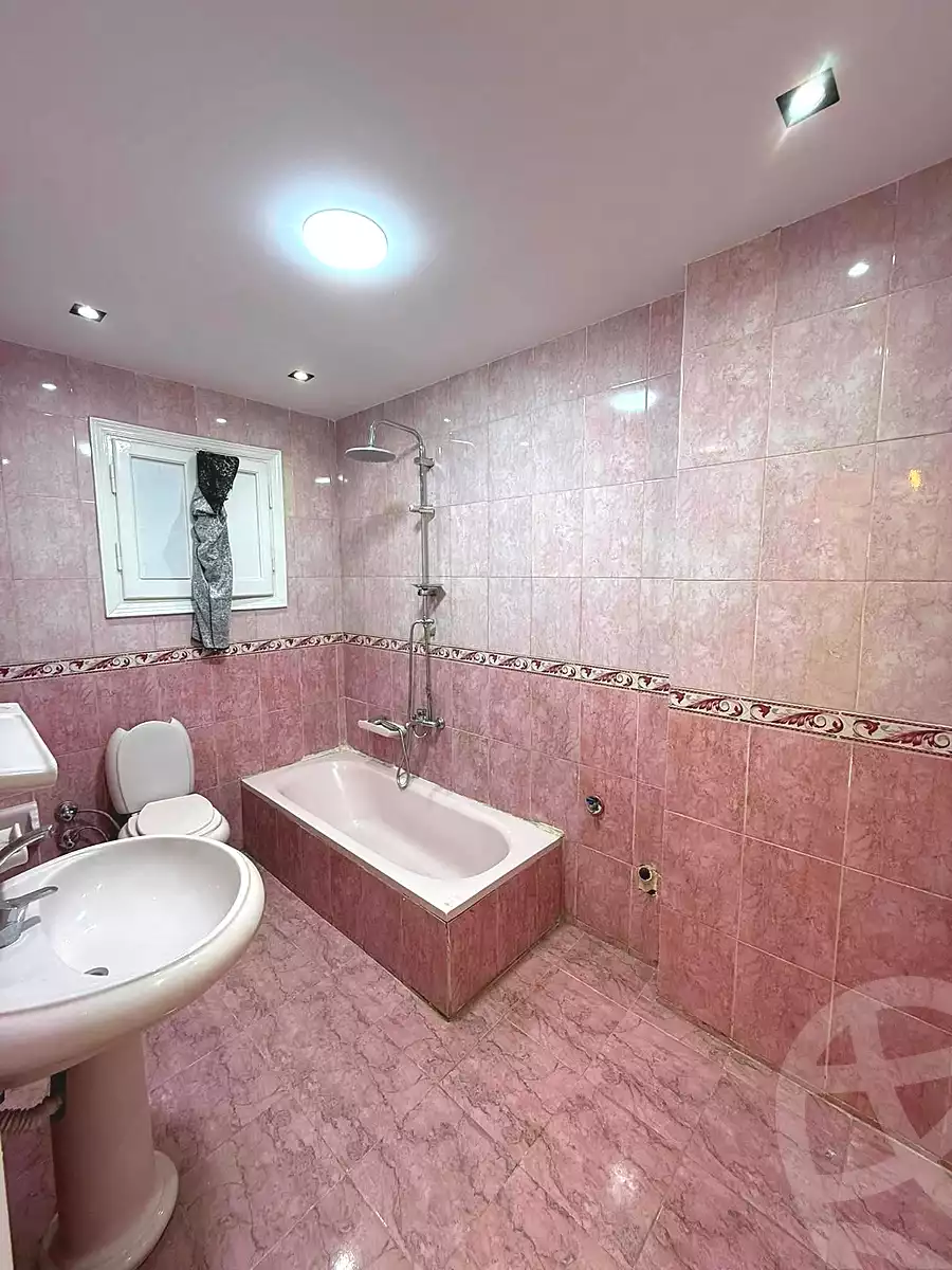 https://aqarmap.com.eg/ar/listing/7326210-for-sale-alexandria-sydy-bshr-sydy-bshr-bhry-shr-mhmwd-l-yswy