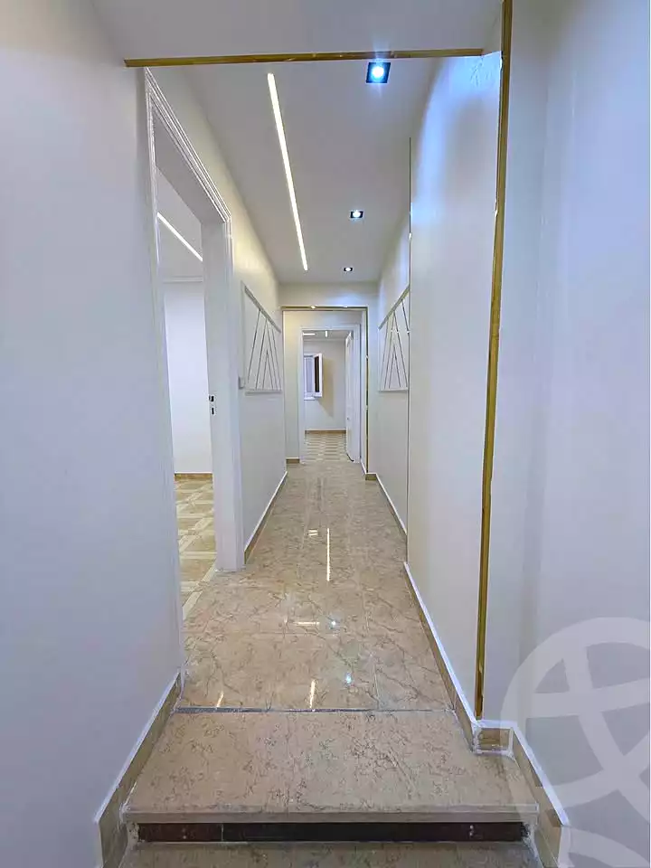 https://aqarmap.com.eg/ar/listing/7326361-for-sale-alexandria-sydy-bshr-sydy-bshr-bhry-shr-mhmwd-l-yswy