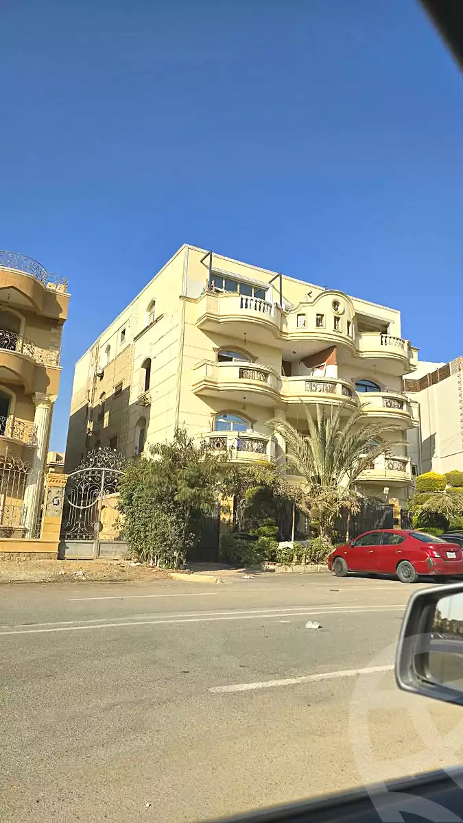 https://aqarmap.com.eg/ar/listing/7326540-for-sale-cairo-new-cairo-el-narges-el-narges-8-omar-makram-street