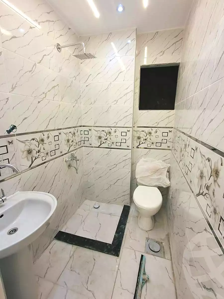 https://aqarmap.com.eg/ar/listing/7326773-for-sale-alexandria-al-agamy-lbytsh-qased-kareem-st