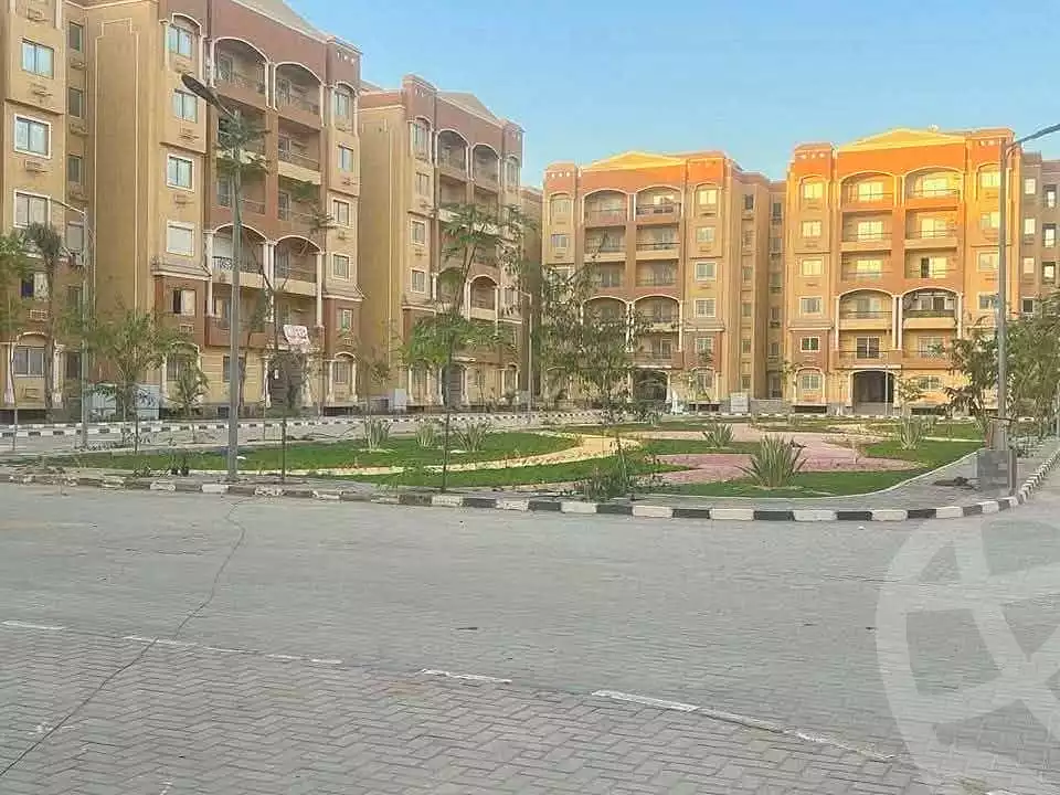 https://aqarmap.com.eg/en/listing/7326959-for-sale-cairo-new-cairo-compounds-loaloat-new-cairo