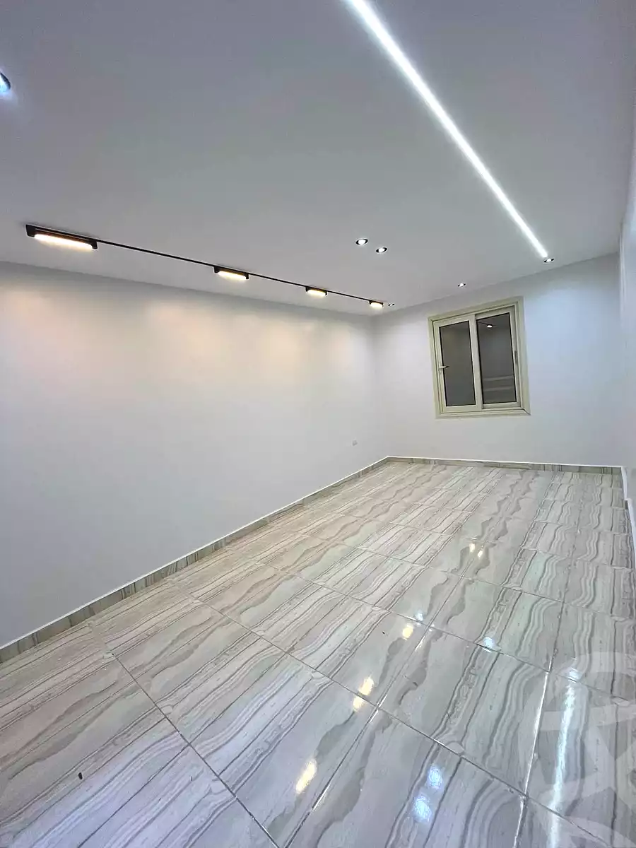 https://aqarmap.com.eg/ar/listing/7327070-for-sale-alexandria-al-agamy-lbytsh-bianchiii