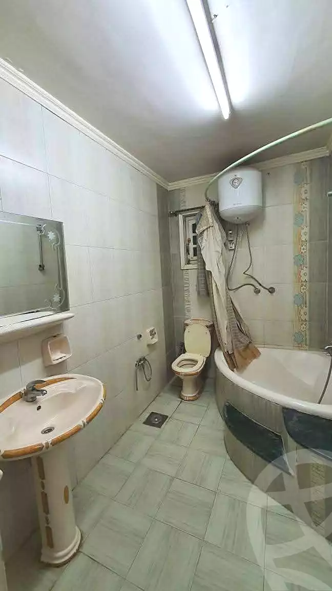 https://aqarmap.com.eg/en/listing/7327607-for-rent-cairo-helwan-helwan-el-sharkeya-borhan-st