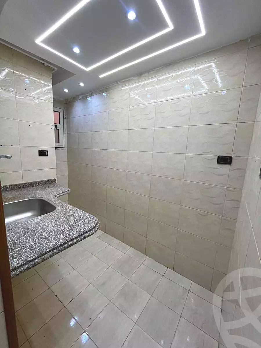 https://aqarmap.com.eg/en/listing/7327606-for-sale-alexandria-lsywf-el-falki