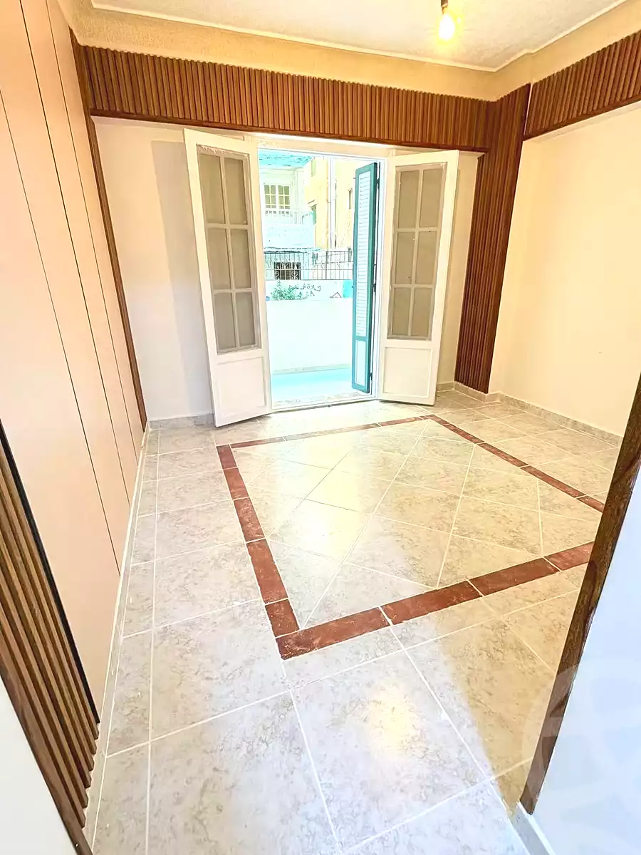 https://aqarmap.com.eg/en/listing/7328048-for-sale-alexandria-al-agamy-shataa-el-nakheel