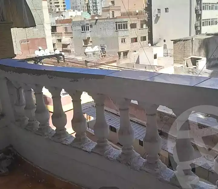 https://aqarmap.com.eg/ar/listing/7328114-for-sale-alexandria-el-asafra-l-sfr-bhry
