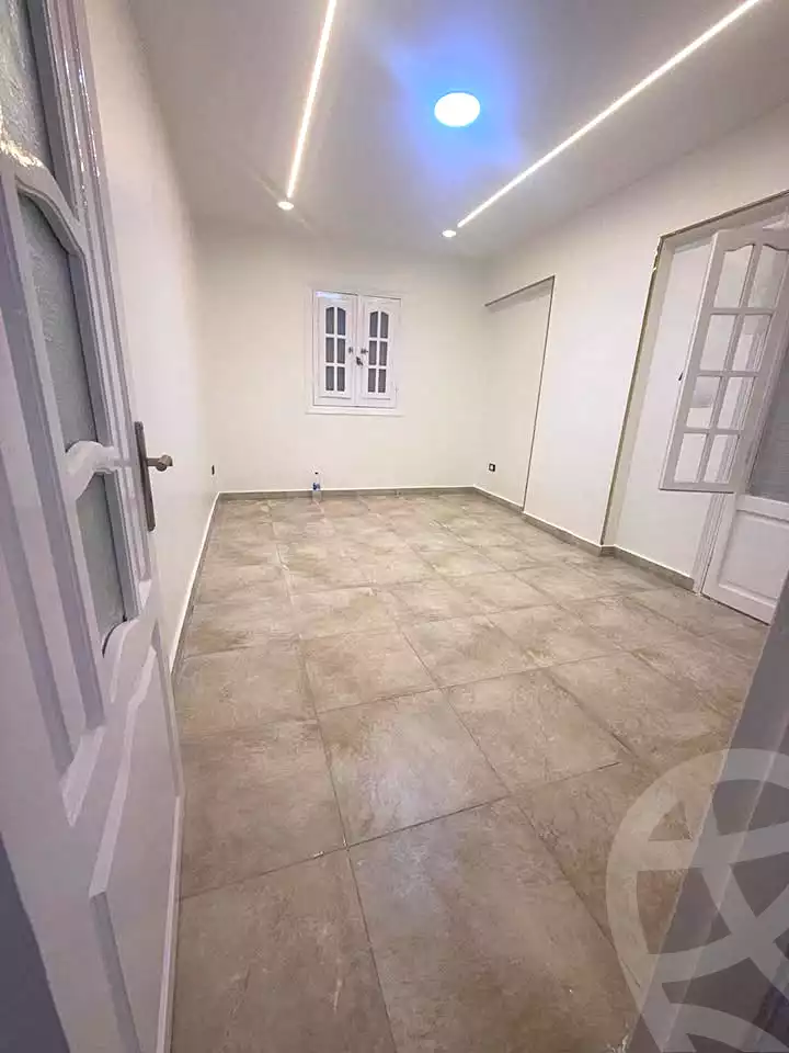 https://aqarmap.com.eg/en/listing/7328913-for-sale-alexandria-sydy-bshr-sydy-bshr-bhry-street-16