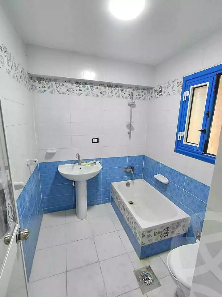 https://aqarmap.com.eg/en/listing/7328924-for-sale-alexandria-sydy-bshr-sydy-bshr-bhry-street-16