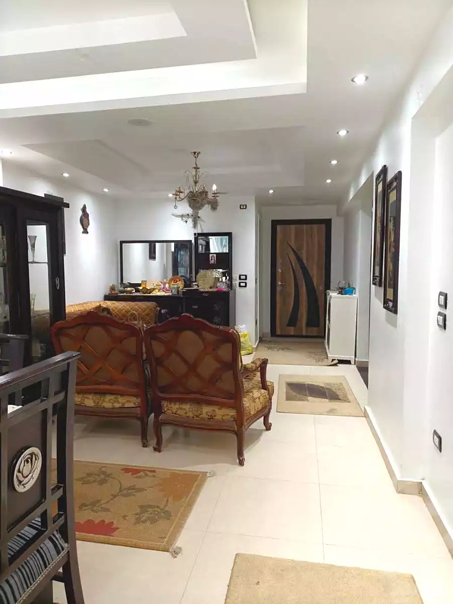 https://aqarmap.com.eg/en/listing/7329711-for-sale-cairo-helwan-helwan-el-sharkeya-khesro-basha-st