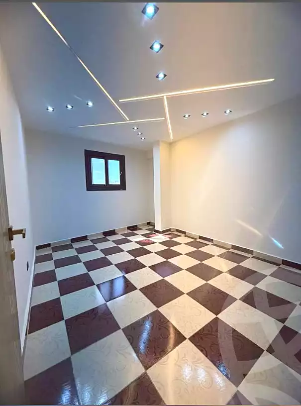 https://aqarmap.com.eg/ar/listing/7329863-for-sale-alexandria-el-asafra-shr-45