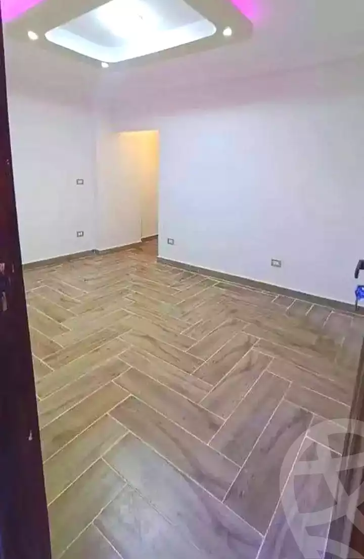 https://aqarmap.com.eg/en/listing/7330100-for-sale-alexandria-lsywf-shamaa