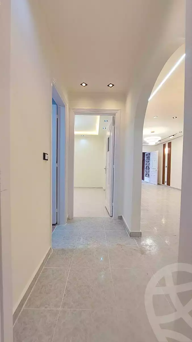 https://aqarmap.com.eg/ar/listing/7330556-for-sale-alexandria-al-agamy-shataa-el-nakheel