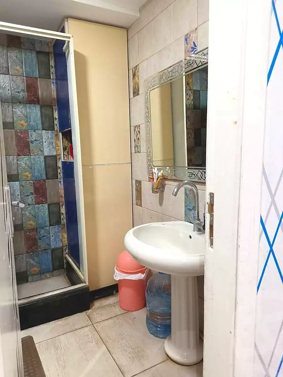 https://aqarmap.com.eg/en/listing/7330551-for-sale-cairo-helwan-helwan-el-sharkeya-khesro-basha-st