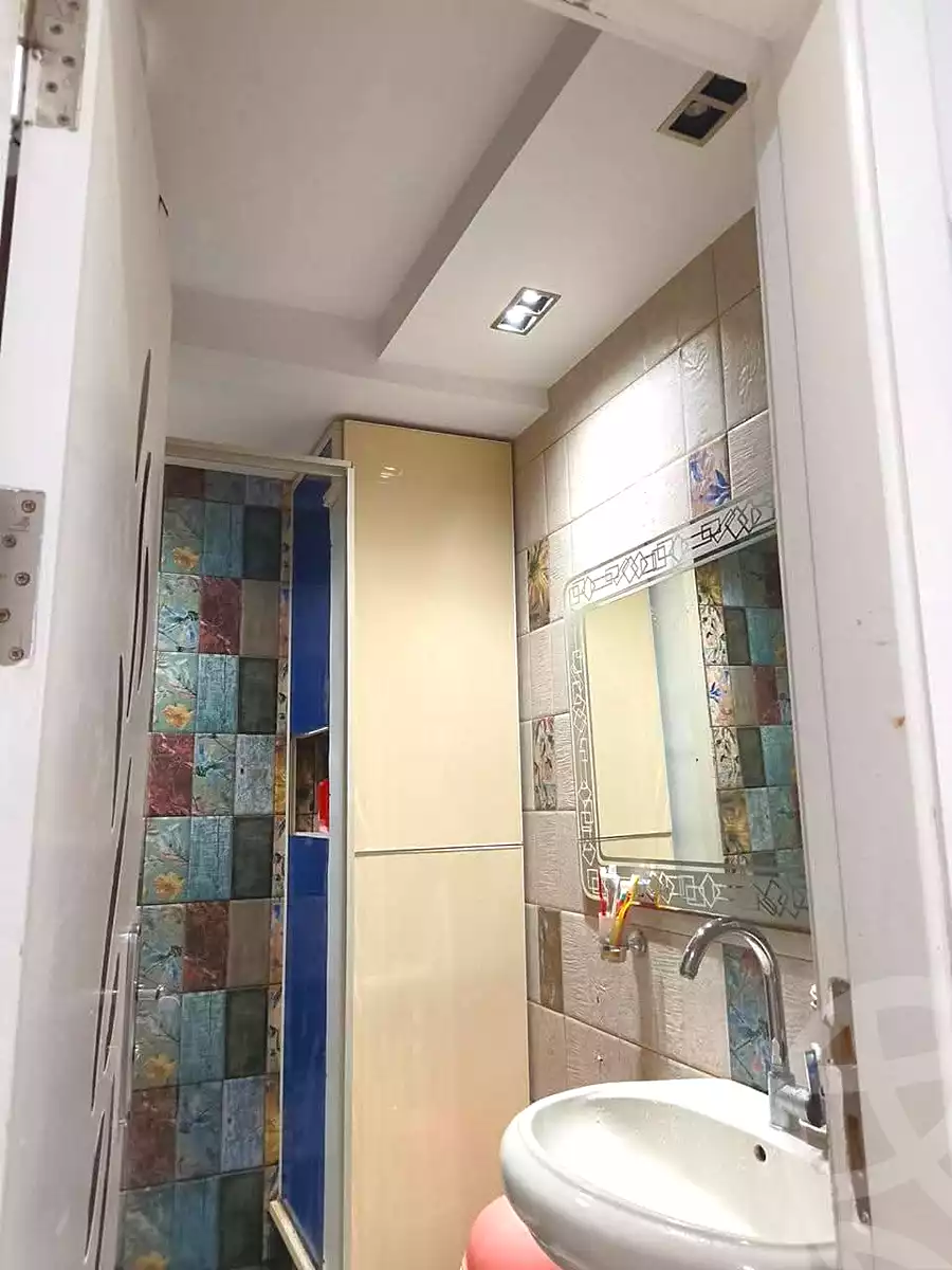 https://aqarmap.com.eg/en/listing/7330551-for-sale-cairo-helwan-helwan-el-sharkeya-khesro-basha-st
