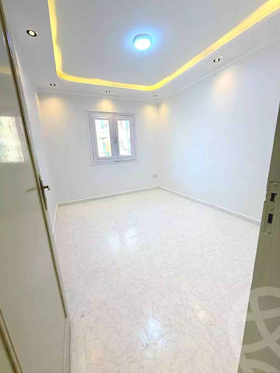 https://aqarmap.com.eg/ar/listing/7330631-for-sale-alexandria-al-agamy-shataa-el-nakheel