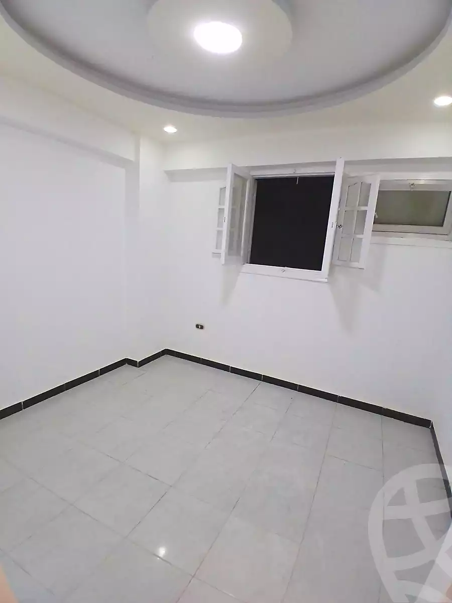 https://aqarmap.com.eg/ar/listing/7330777-for-sale-alexandria-al-agamy-shataa-el-nakheel