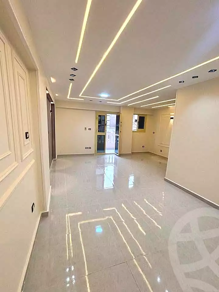 https://aqarmap.com.eg/ar/listing/7330907-for-sale-alexandria-sydy-bshr-sydy-bshr-bhry-gamal-abd-el-nasir-st