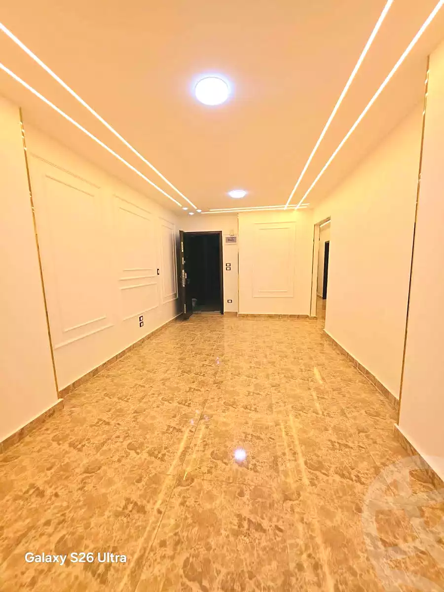 https://aqarmap.com.eg/ar/listing/7330998-for-sale-alexandria-miami-khld-bn-lwlyd