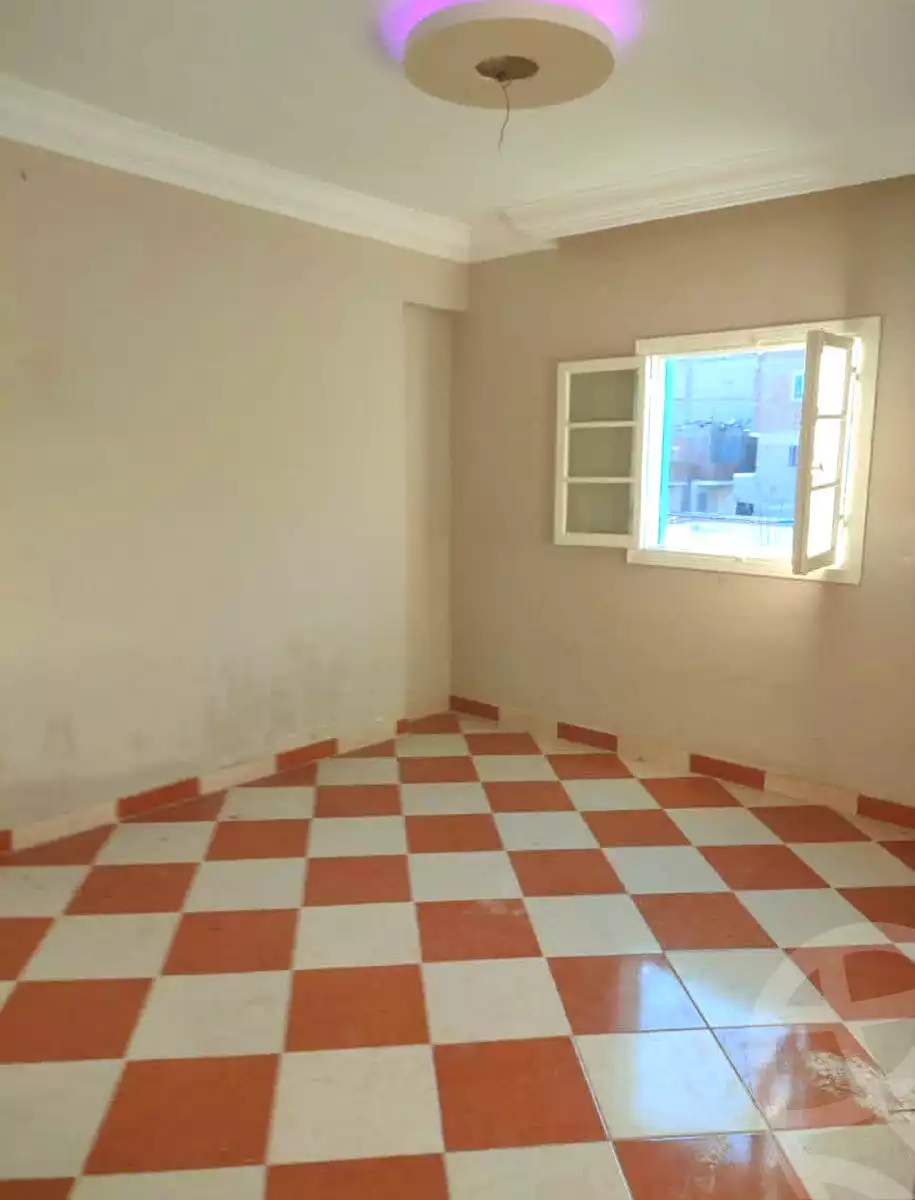 https://aqarmap.com.eg/ar/listing/7331030-for-sale-alexandria-al-agamy-bw-ywsf