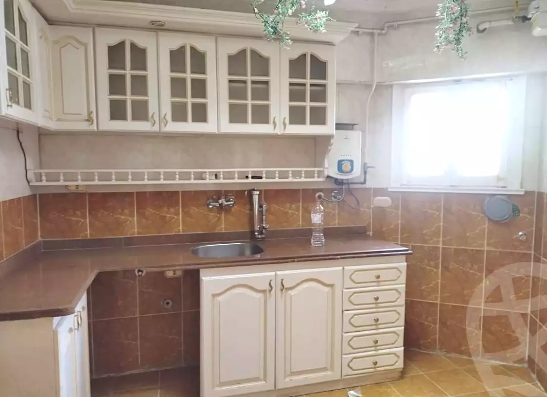 https://aqarmap.com.eg/en/listing/7331153-for-rent-alexandria-fleming