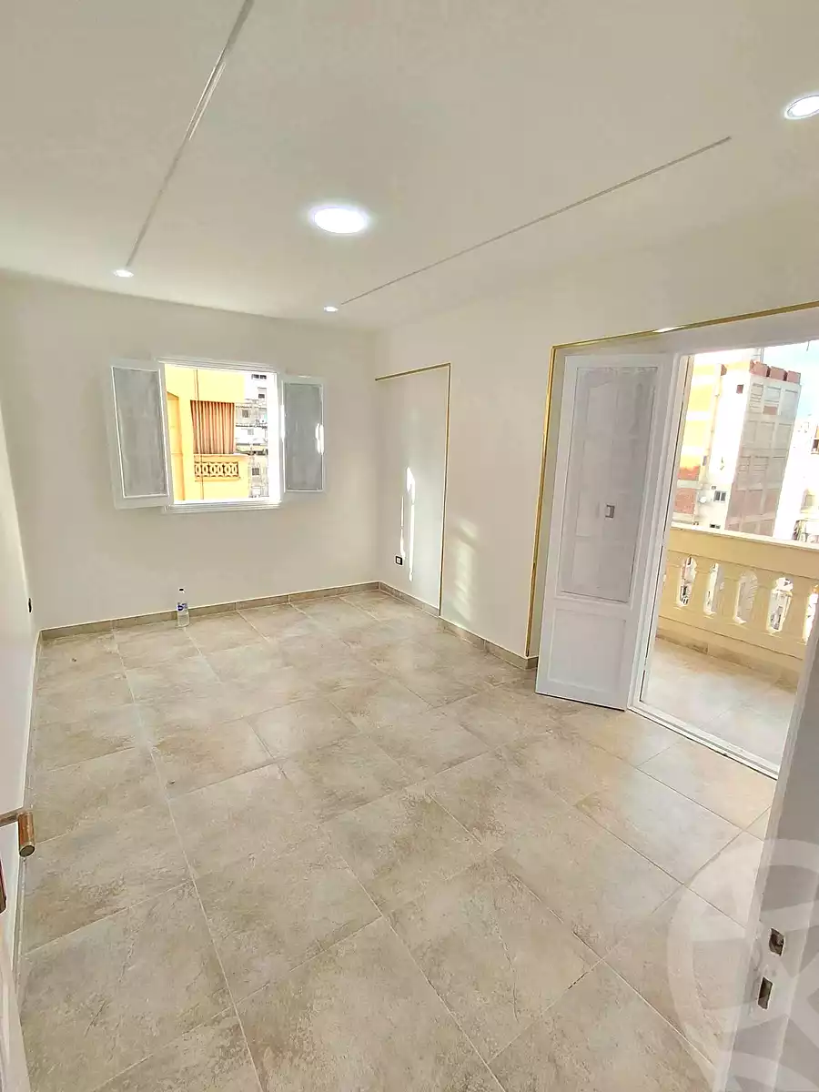 https://aqarmap.com.eg/ar/listing/7331158-for-sale-alexandria-sydy-bshr-sydy-bshr-bhry-street-16