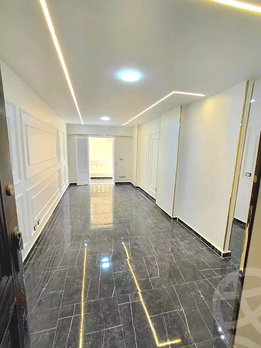 https://aqarmap.com.eg/ar/listing/7331158-for-sale-alexandria-sydy-bshr-sydy-bshr-bhry-street-16