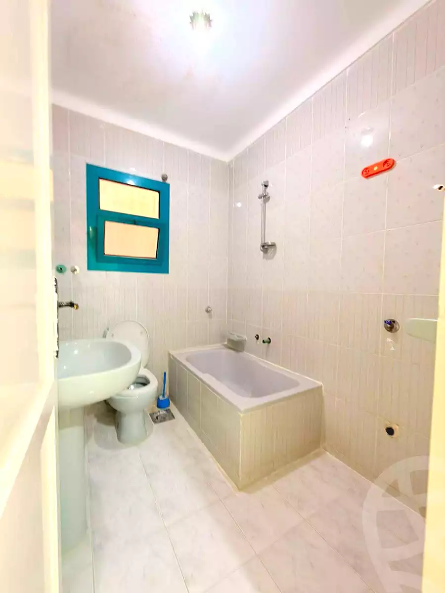https://aqarmap.com.eg/en/listing/7331242-for-sale-alexandria-al-agamy-shataa-el-nakheel