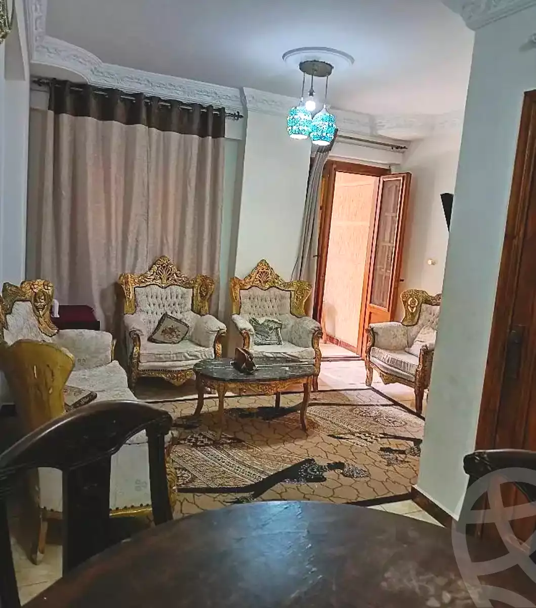 https://aqarmap.com.eg/ar/listing/7331443-for-sale-alexandria-miami-street-57