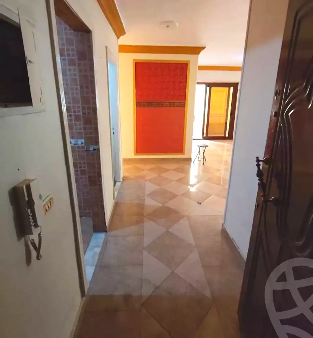 https://aqarmap.com.eg/ar/listing/7331451-for-rent-alexandria-el-asafra-l-sfr-bhry