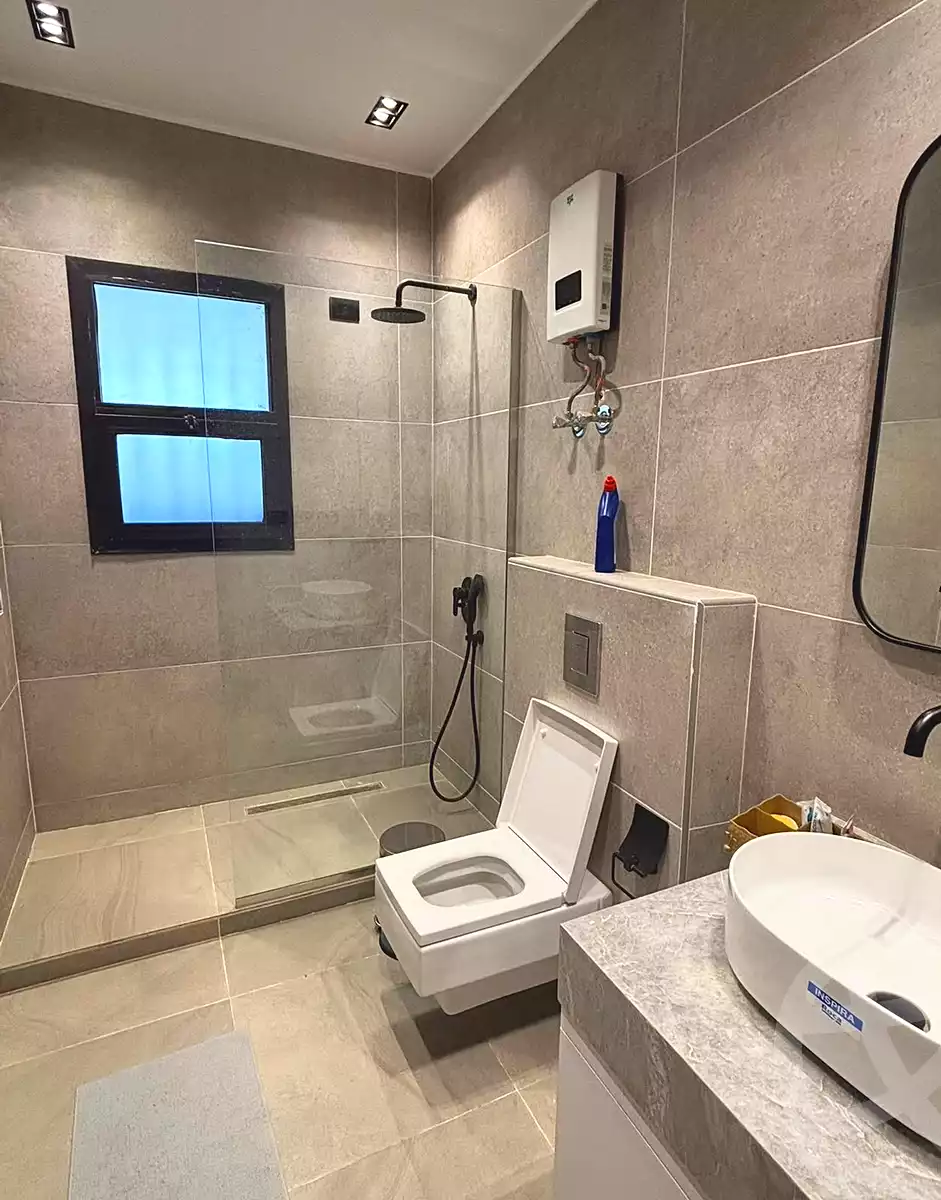 https://aqarmap.com.eg/ar/listing/7331884-for-rent-cairo-el-sheikh-zayed-city-compounds-kmbwnd-wyst-twn-swdyk