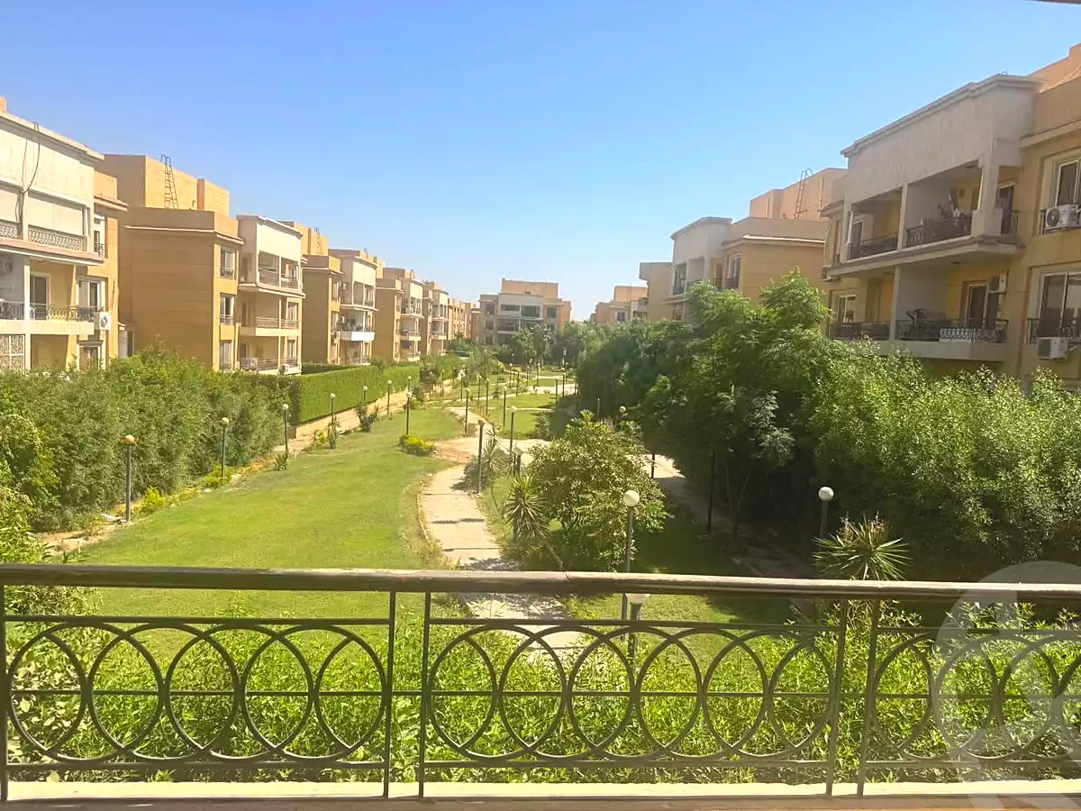 https://aqarmap.com.eg/ar/listing/7332147-for-sale-cairo-el-sheikh-zayed-city-compounds-el-khamayel