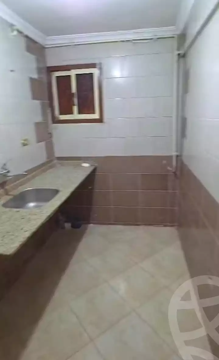https://aqarmap.com.eg/ar/listing/7332450-for-sale-alexandria-new-miami-eskot