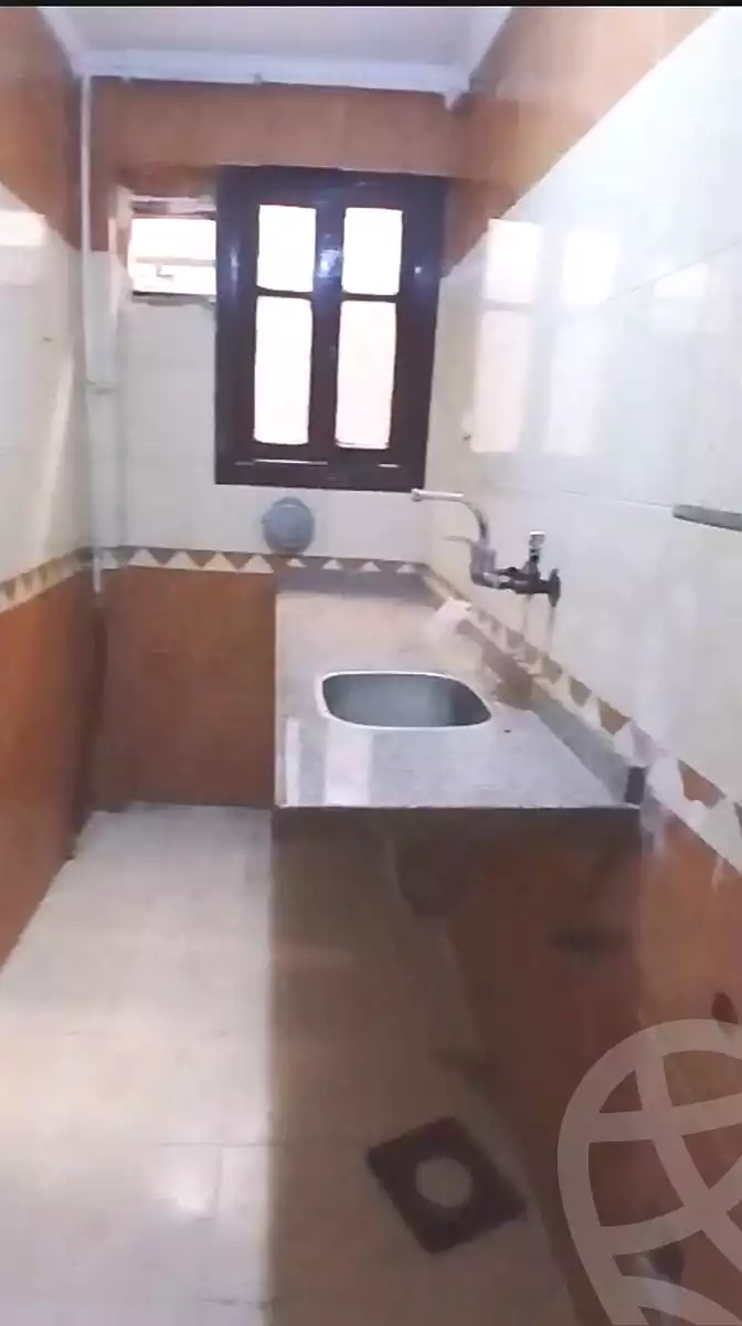 https://aqarmap.com.eg/ar/listing/7332590-for-sale-alexandria-mntq-fr-y-blskndry-el-awayed