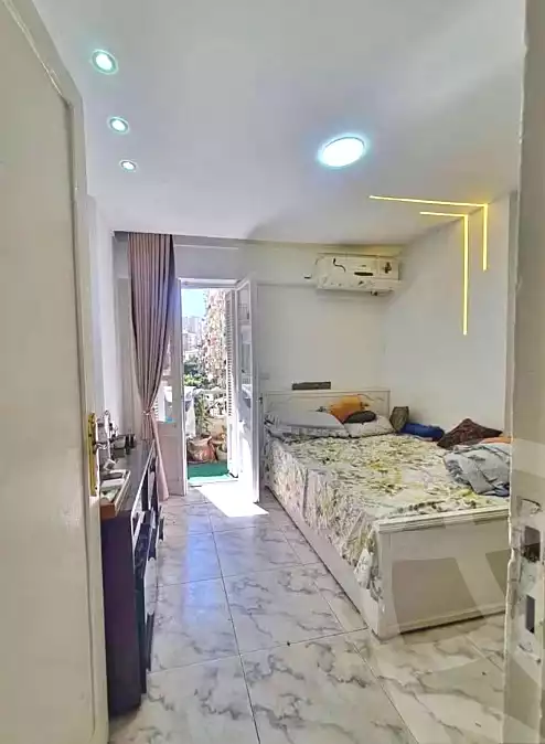 https://aqarmap.com.eg/ar/listing/7332698-for-sale-alexandria-moharram-bey