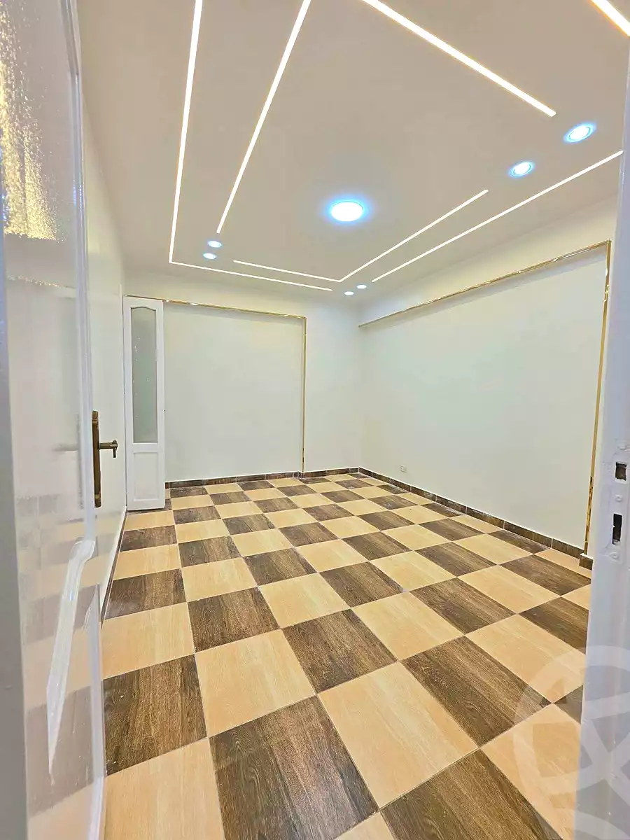 https://aqarmap.com.eg/ar/listing/7332904-for-sale-alexandria-sydy-bshr-sydy-bshr-bhry-gamal-abd-el-nasir-st