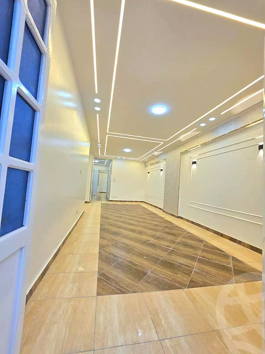 https://aqarmap.com.eg/ar/listing/7332930-for-sale-alexandria-sydy-bshr-sydy-bshr-bhry-shr-mhmwd-l-yswy