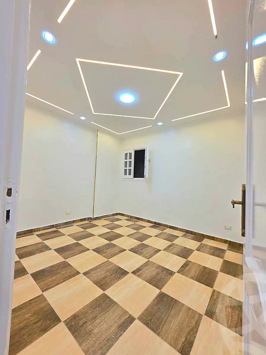 https://aqarmap.com.eg/ar/listing/7332930-for-sale-alexandria-sydy-bshr-sydy-bshr-bhry-shr-mhmwd-l-yswy
