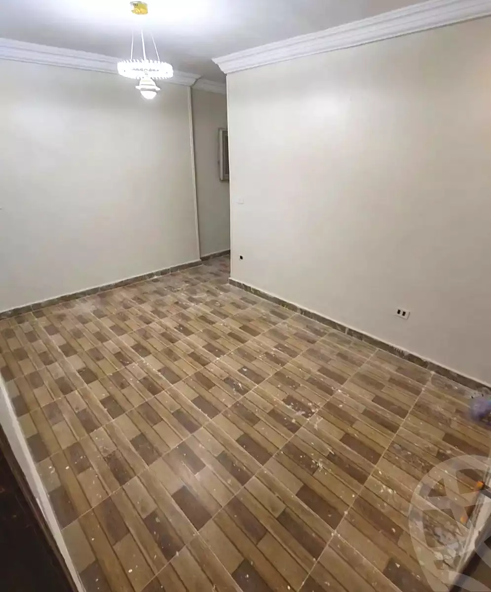 https://aqarmap.com.eg/en/listing/7332933-for-sale-alexandria-al-agamy-el-hanouvel-yathreb-st