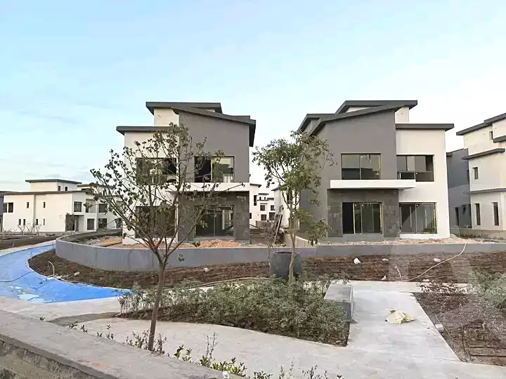 https://aqarmap.com.eg/en/listing/7333405-for-sale-cairo-new-cairo-compounds-kmbwnd-kryk-twn-il-cazar