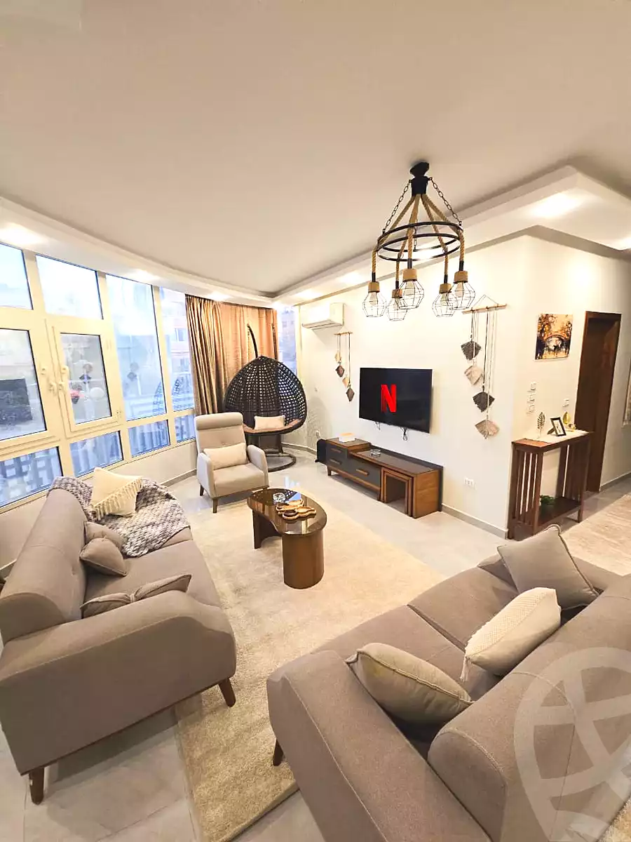 https://aqarmap.com.eg/en/listing/7333557-for-sale-cairo-el-sheikh-zayed-city-el-hay-elsabeaa-lhy-lsb