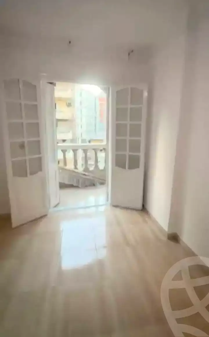 https://aqarmap.com.eg/ar/listing/7333844-for-rent-alexandria-miami-45-street