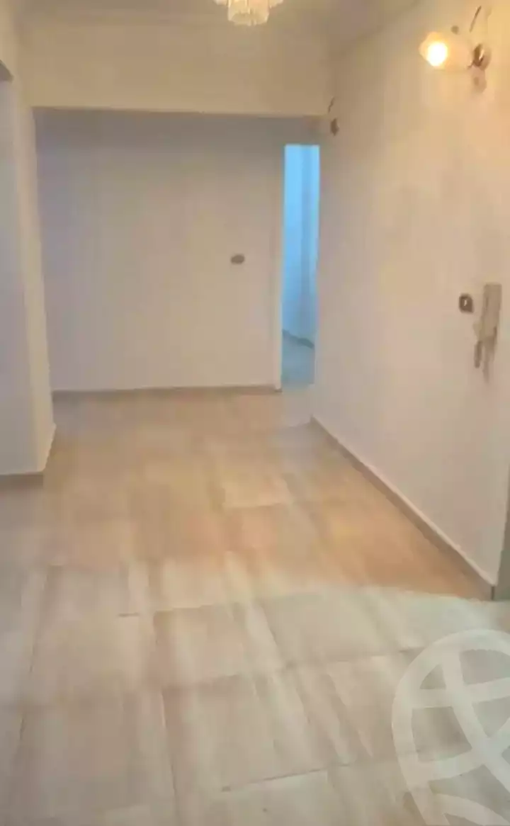 https://aqarmap.com.eg/ar/listing/7333844-for-rent-alexandria-miami-45-street