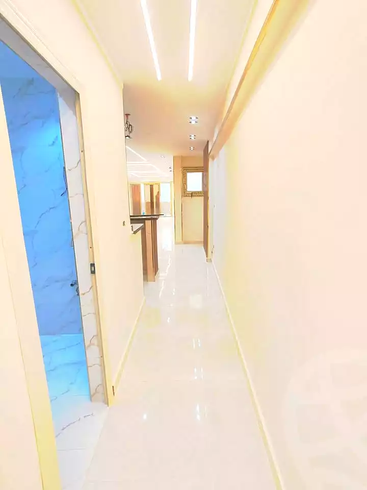 https://aqarmap.com.eg/en/listing/7333889-for-sale-alexandria-sydy-bshr-sydy-bshr-bhry-street-17