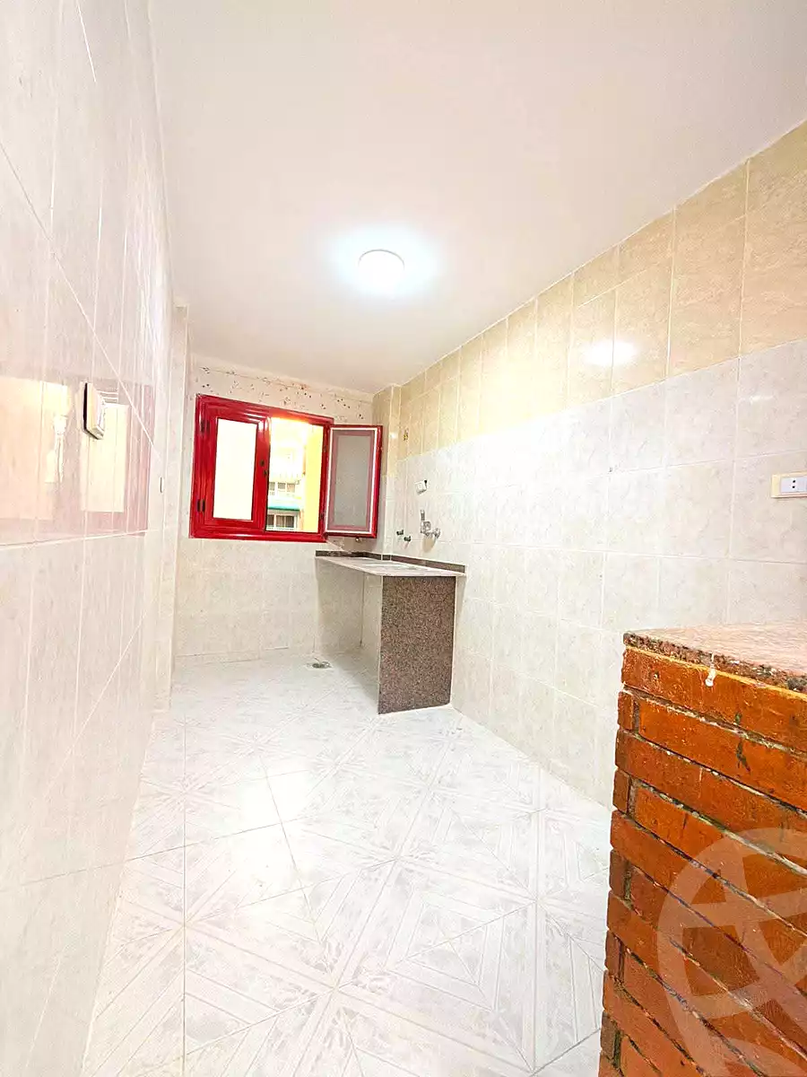 https://aqarmap.com.eg/ar/listing/7334191-for-sale-alexandria-al-agamy-shataa-el-nakheel