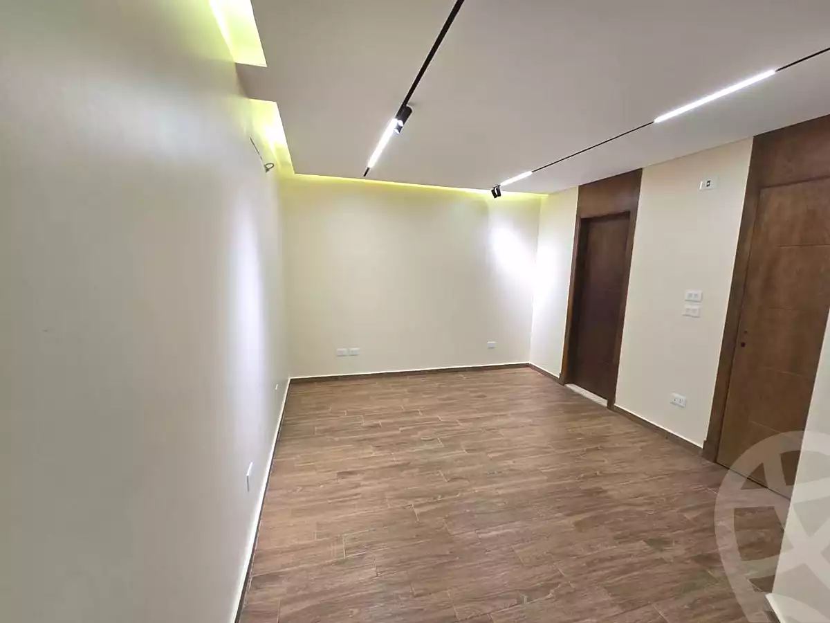 https://aqarmap.com.eg/en/listing/7334321-for-rent-cairo-el-maadi-compounds-rayhanah-plaza