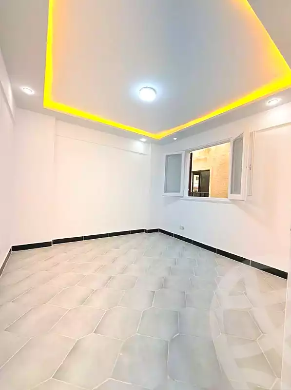 https://aqarmap.com.eg/ar/listing/7334356-for-sale-alexandria-al-agamy-shataa-el-nakheel