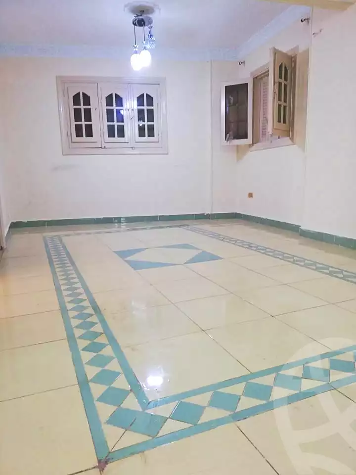 https://aqarmap.com.eg/ar/listing/7334363-for-rent-alexandria-ganaklis