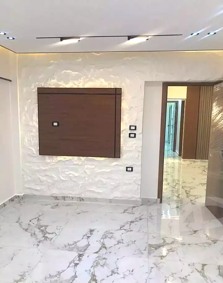 https://aqarmap.com.eg/ar/listing/7334428-for-sale-alexandria-al-agamy-lbytsh-sabrin-st