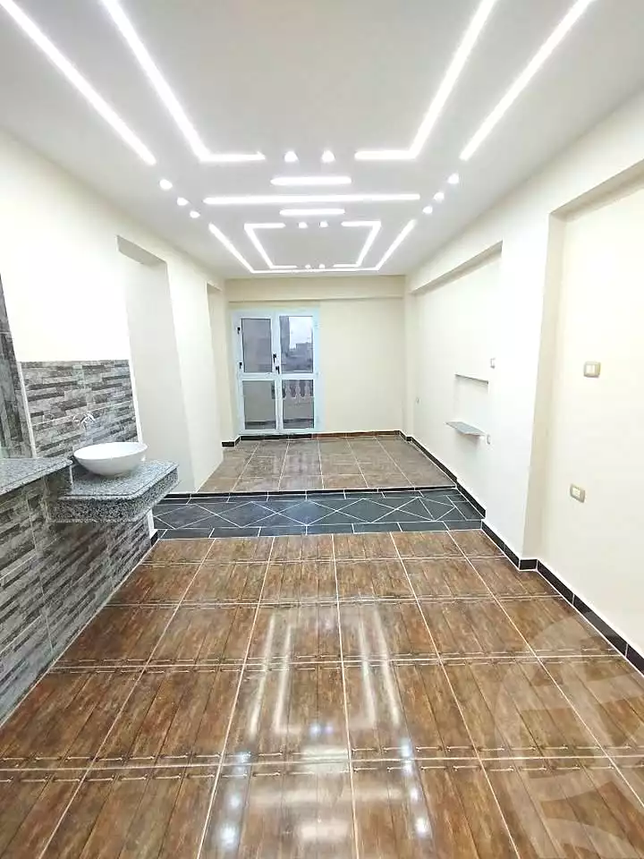 https://aqarmap.com.eg/en/listing/7334573-for-sale-alexandria-lsywf-el-falki